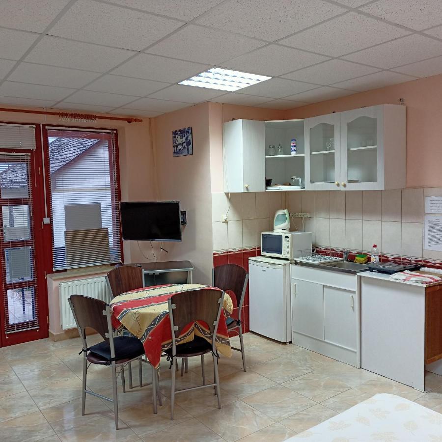 Livia Apartman Bük Buitenkant foto