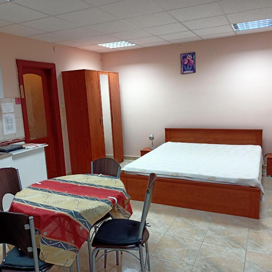 Livia Apartman Bük Buitenkant foto