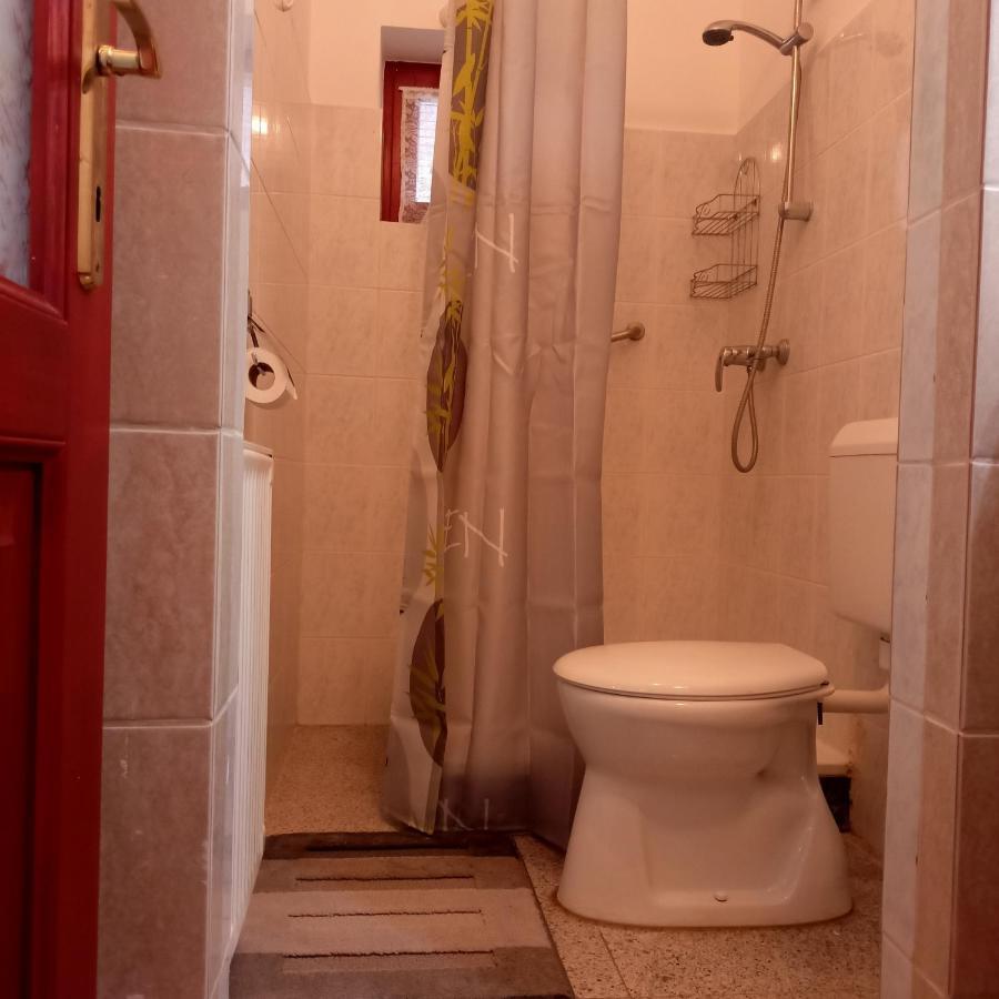 Livia Apartman Bük Buitenkant foto