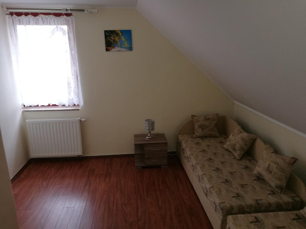 Livia Apartman Bük Buitenkant foto