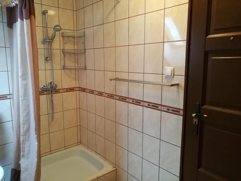 Livia Apartman Bük Buitenkant foto